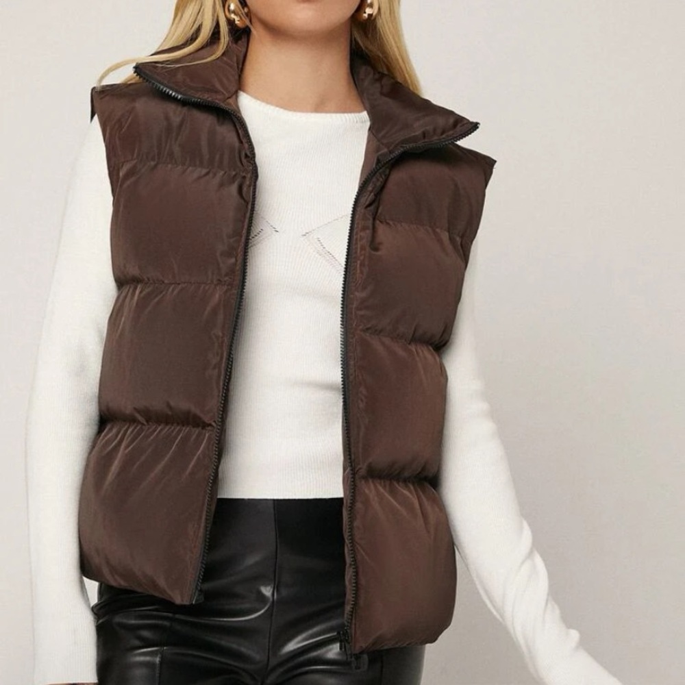 Brown puffer vest ~ size small
